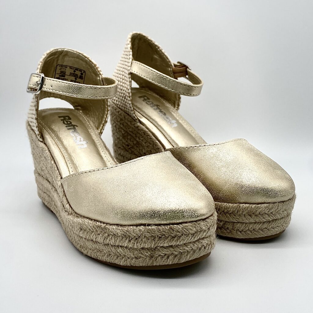 Sandalias Refresh Cuña Doradas